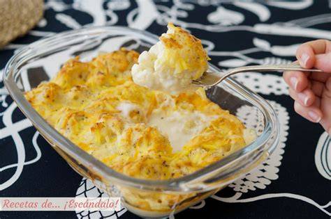 Coliflor con bechamel gratinada al horno