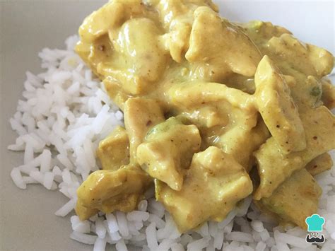 Curry de pollo con leche de coco