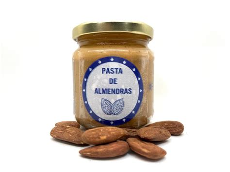 Proceso de elaboración de pasta de almendras casera