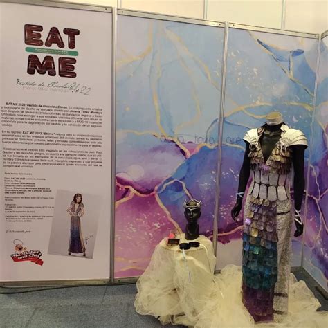 Diseño de vestido de chocolate en el Salón del Chocolate de París