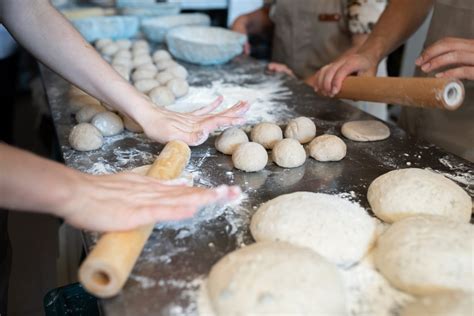 Taller de pan artesanal en la Escuela Panishop