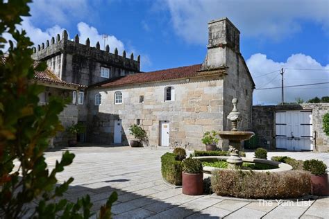 Pazo Torre Penelas con su arquitectura histórica