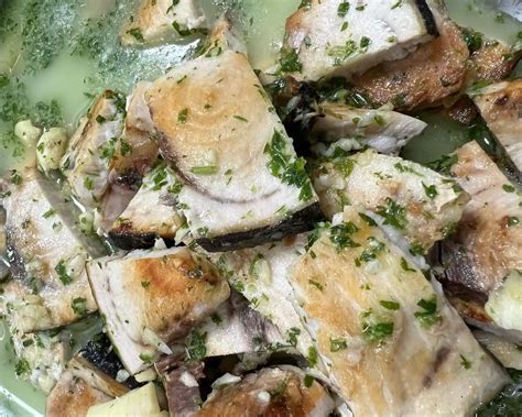 Pez espada en salsa verde