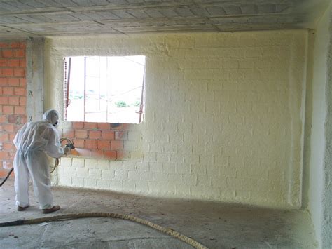 Aplicación de espuma de poliuretano