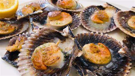 Vieiras gratinándose bajo el grill del horno