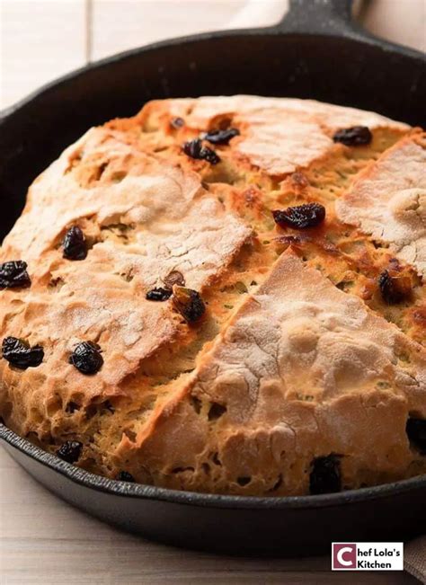 Pan de soda irlandés recién horneado