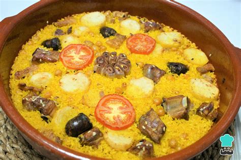 Fotografía de un plato de arroz al horno valenciano