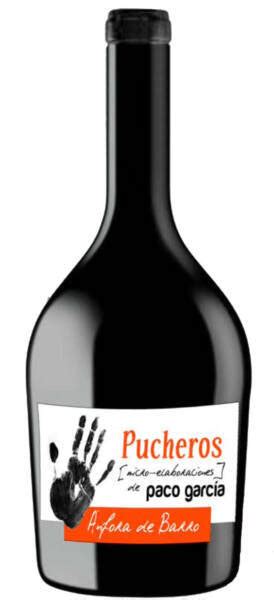 Botella de vino tinto Paco García Pucheros con ánforas de barro