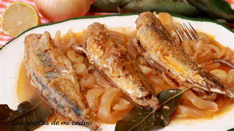 Plato de jurel en escabeche con uvas asadas