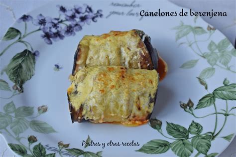 Canelones de berenjena montados en bandeja