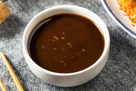 Ingredientes para la salsa tonkatsu