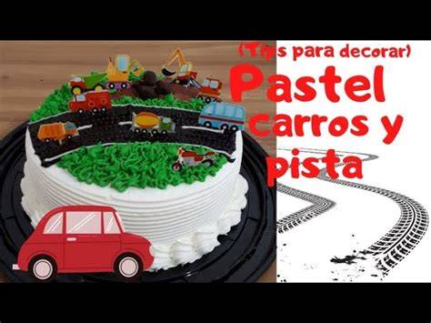 Proceso de decoración de un pastel de coche