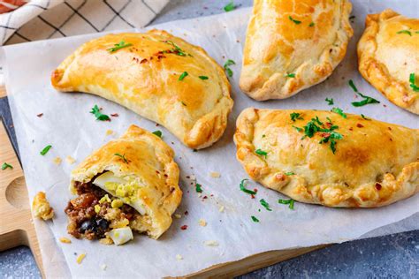 Empanada chilena de pino