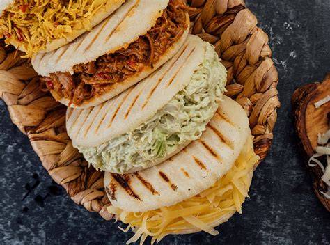 Arepas venezolanas rellenas