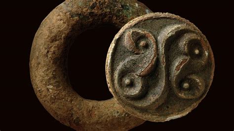 Anillos y brazaletes de bronce de la Edad del Bronce
