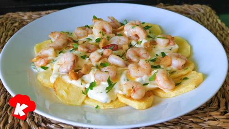 Patatas arrieras con gambas