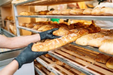 Foto de una panadería artesanal con productos frescos