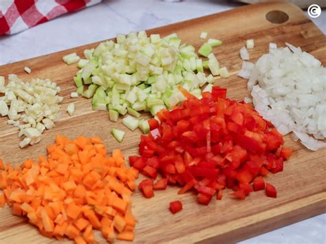 Verduras picadas para empanadillas
