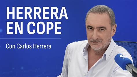 Carlos Herrera opinando en la radio COPE