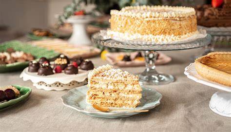 Variedad de dulces y pasteles de hojaldre de la Confitería Blanco