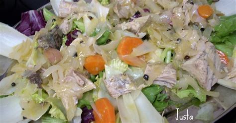 Ensalada con bonito en escabeche