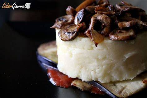 Timbal de patatas con champiñones y berenjenas