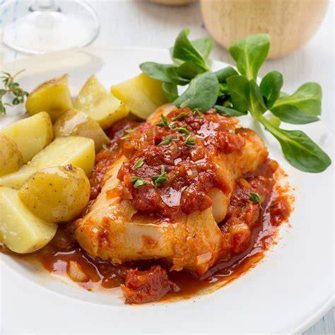 Bacalao con tomate, plato terminado