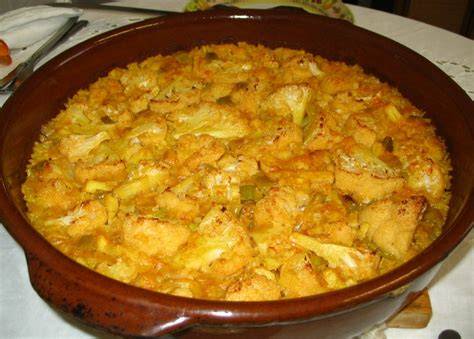 Arroz al horno con bacalao, garbanzos y patatas