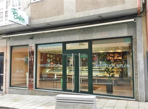 Fachada de la pastelería Belén en Boiro