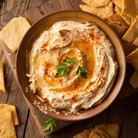 Variedad de hummus de garbanzos