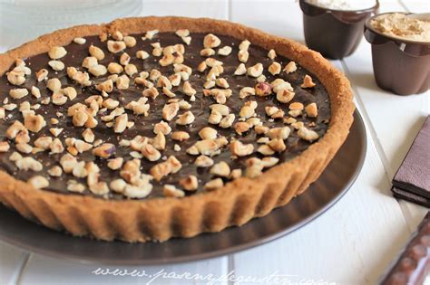 Tarta de oblea con crema de chocolate y avellanas