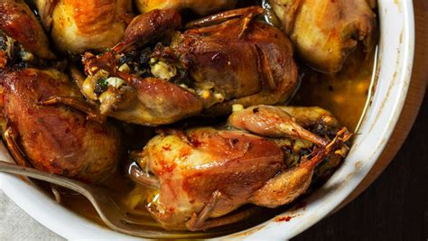 Perdiz limpia y salpimentada