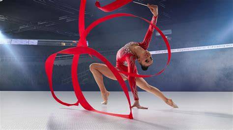 Gimnasta realizando una rutina de gimnasia rítmica