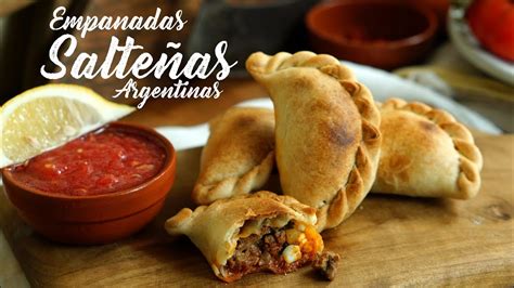 Empanadas salteñas con salsa