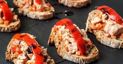 Ingredientes para pinchos de atún y pimientos