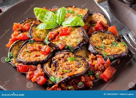 Pamboli vegetariano con berenjena asada