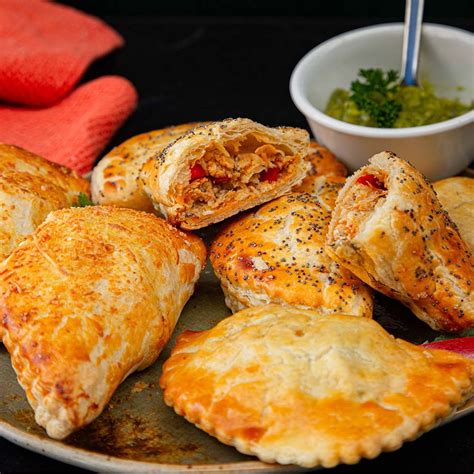 Empanada de pollo en hojaldre