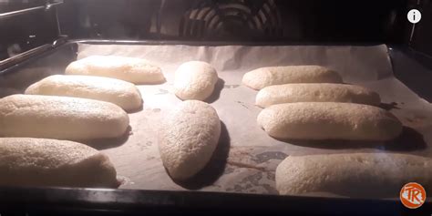Proceso de creación de las lenguas de nata en una pastelería