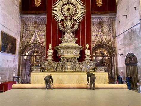 Infografía sobre el proceso de restauración del Altar de Gante