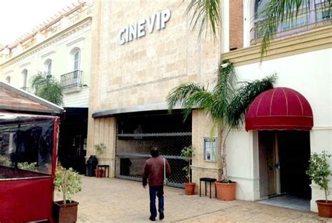 Fachada del Cinevip Lepe