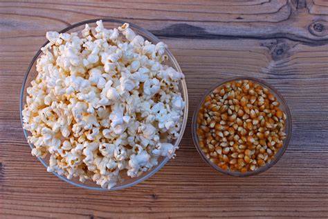Palomitas de maíz frescas y naturales