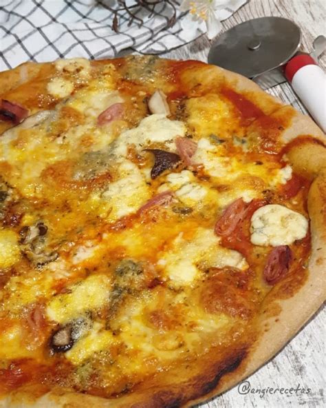 Pizza casera con base de espelta