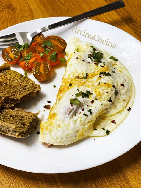 Tortilla de claras de huevo con setas y especias
