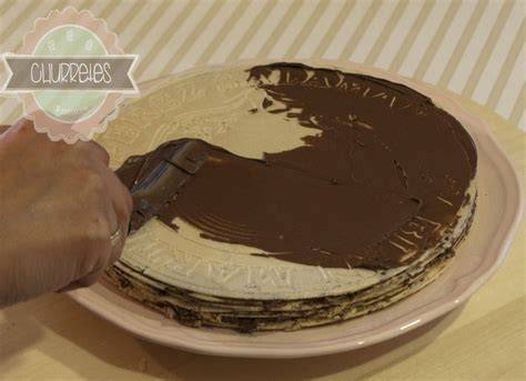 Montaje de las capas de obleas y Nutella