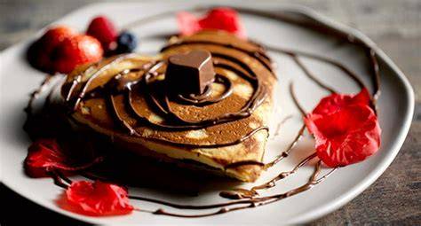 Pancakes de corazón decorados
