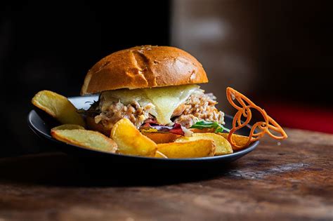Hamburguesa de lechazo de Burgos IGP en mollete