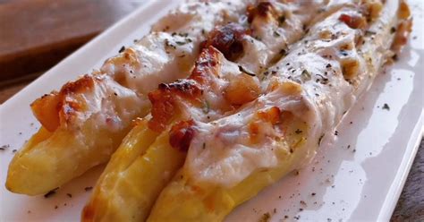 Espárragos rellenos gratinados