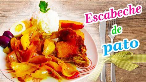 Mesa con ingredientes para pato en escabeche