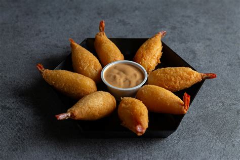 Croquetas de bocas de cangrejo doradas