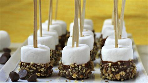 Malvaviscos con chocolate y maní
